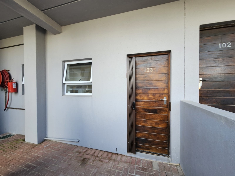 2 Bedroom Property for Sale in Burgundy Estate Western Cape